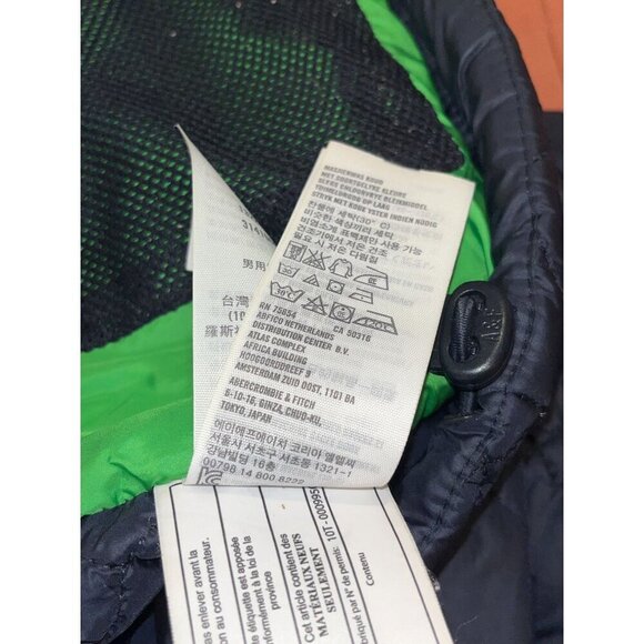 Abercrombie & Fitch Navy Quilted Jacket M Lightweight Full-Zip Puffer With Pocke - Picture 8 of 9